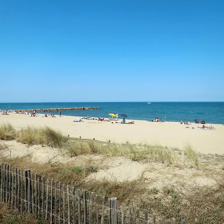 De La By Interhome Holiday home Saint-Cyprien (Pyrenees-Orientales)